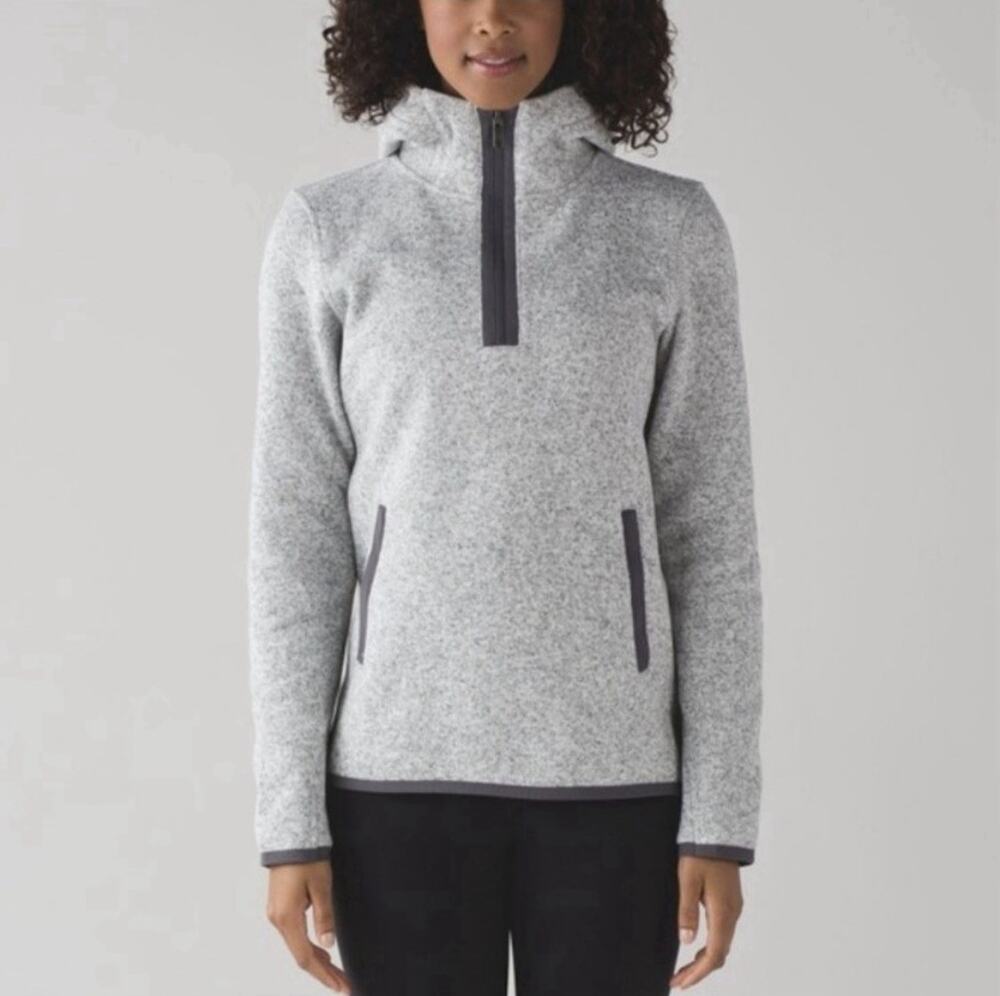 Lululemon It’s Fleecing Cold Hooded 1/2 Zip Pullover Women’s Sz 10 Heather Gray